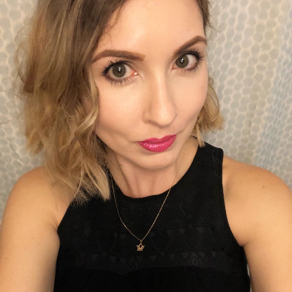 Meet your Posher, Jennifer